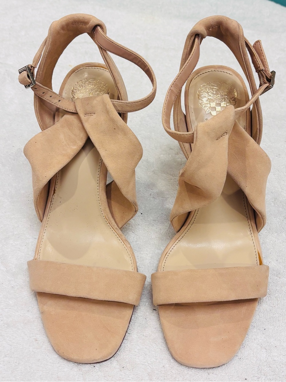 Almost Brand New Heels By VINCE CAMUTO - Size 10M - Heel4.5 Inches - Box 18